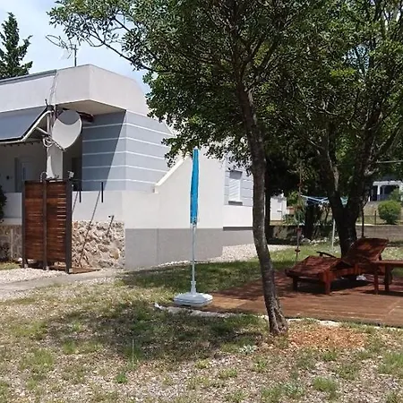 Bonaluz Starigrad Paklenica