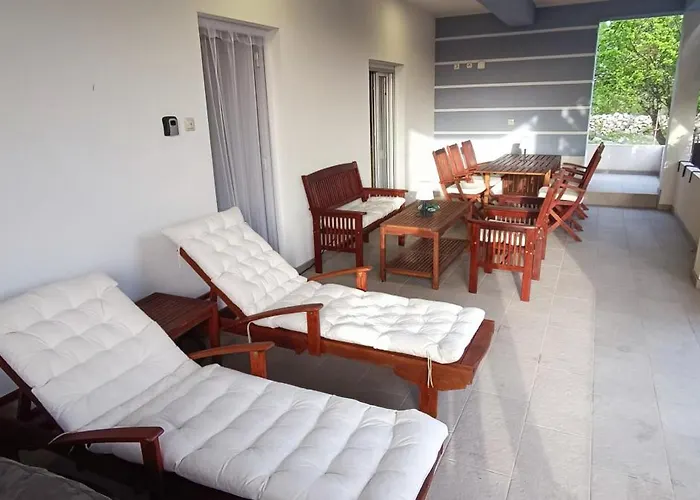 Bonaluz * Стариград-Пакленица