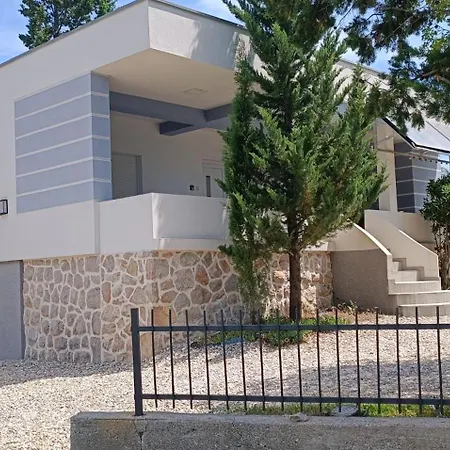 Bonaluz Starigrad Paklenica